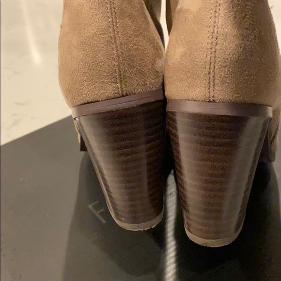 Forever 21 Boots EUC - Picture 3 of 4